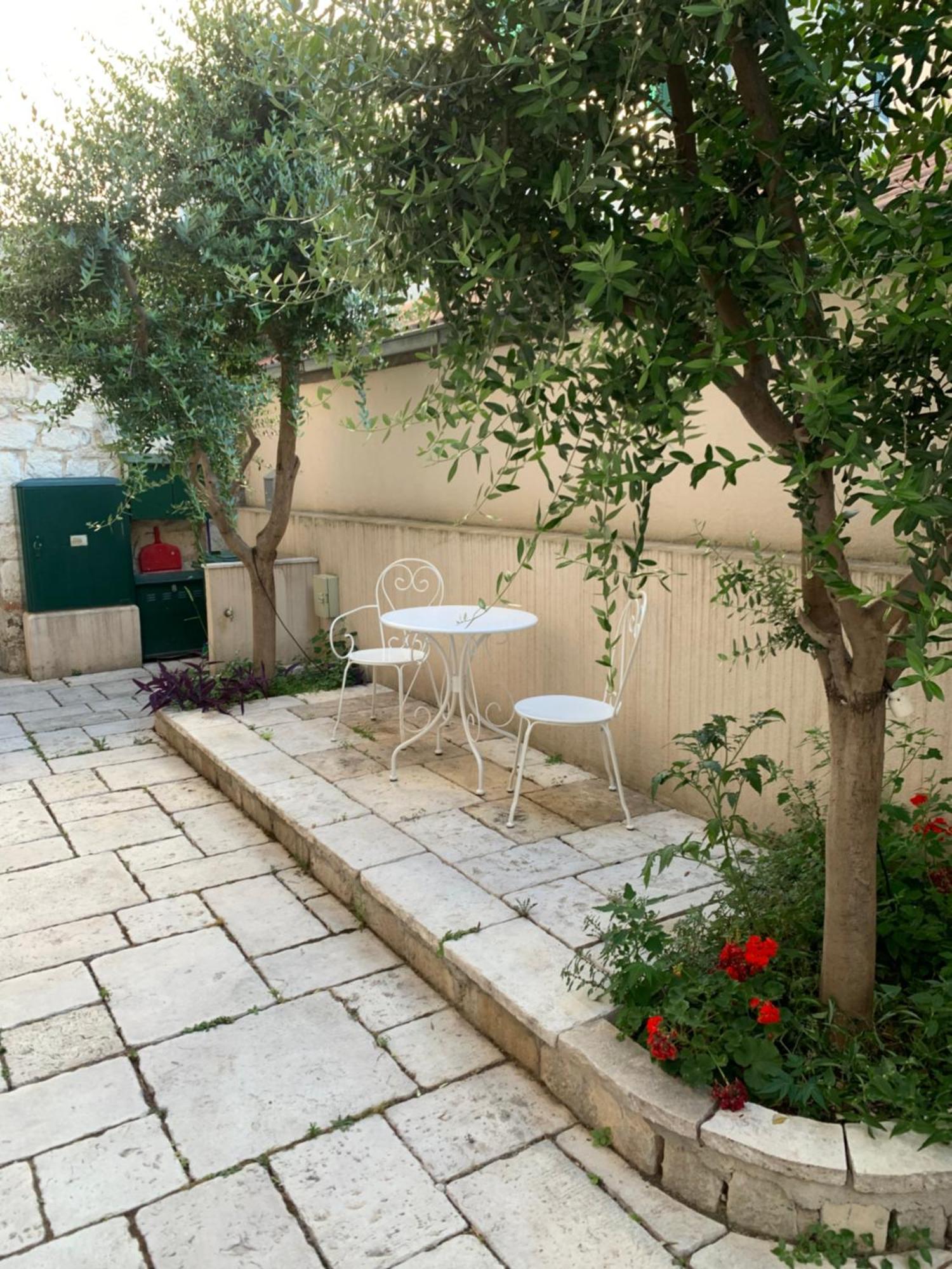 Guest House Paradise Split Bagian luar foto