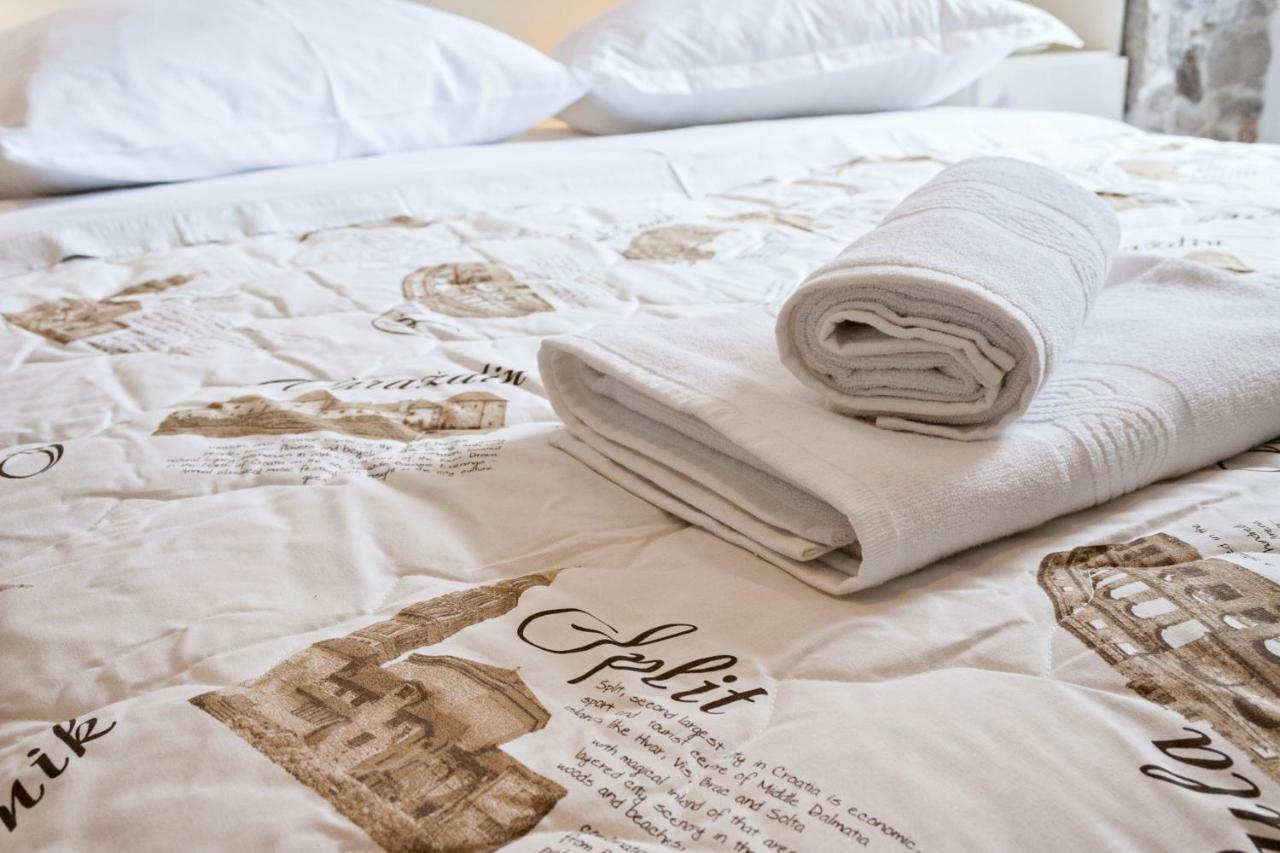 Guest House Paradise Split Bagian luar foto