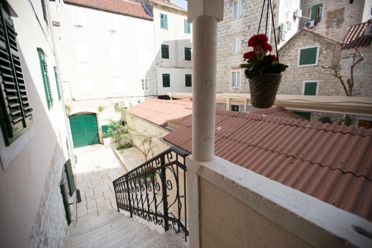 Guest House Paradise Split Bagian luar foto